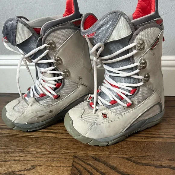 Burton Gray and Red Winter Boots - Picture 2 of 6